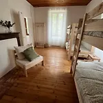 Hostel Maison Eclusiere Le Coup De Pompe