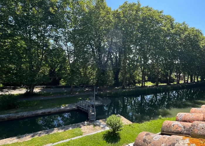 Maison Eclusiere Le Coup De Pompe *