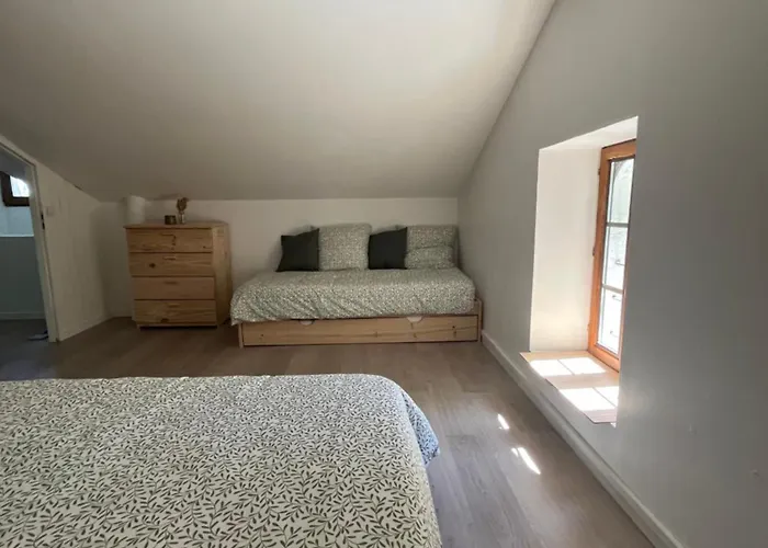 Hostel Maison Eclusiere Le Coup De Pompe